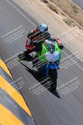 media/Oct-08-2022-SoCal Trackdays (Sat) [[1fc3beec89]]/Turn 16 Inside (1130am)/